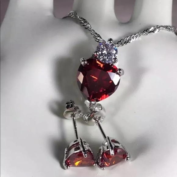 Unknown Jewelry - Red Heart Matching Pierced Earrings & Pendant Set